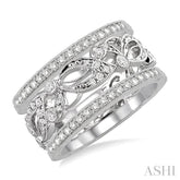 1/2 ctw Round Cut Diamond Triple Band Set in 14K white Gold